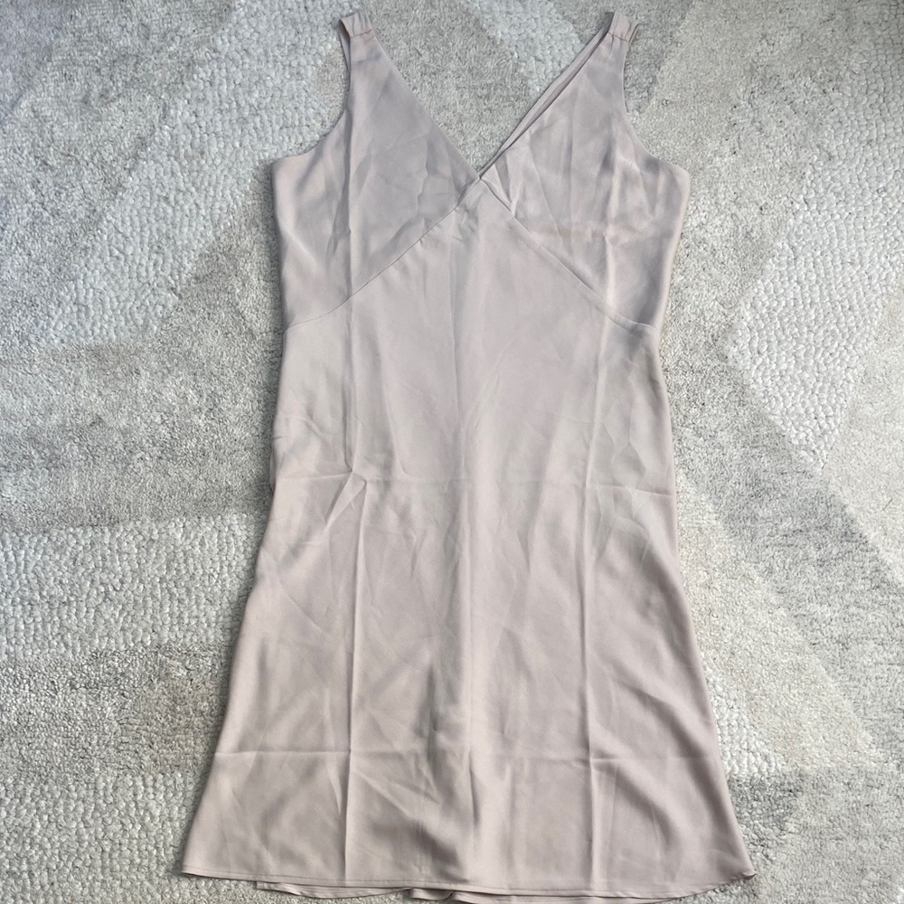 ✨5 for $15✨ Elegant Women's Sleeveless Dress in Cream